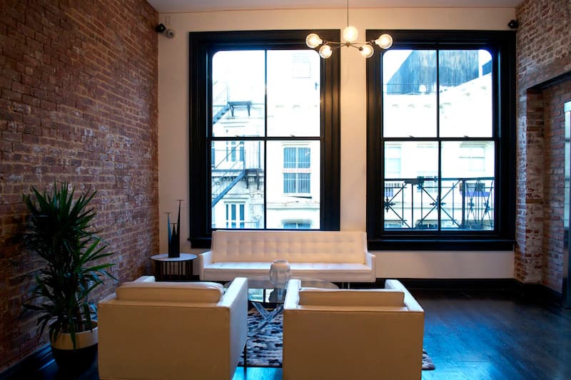 Front Sitting/Breakout Area