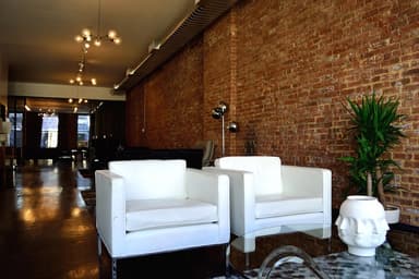 Front Sitting/Breakout Area